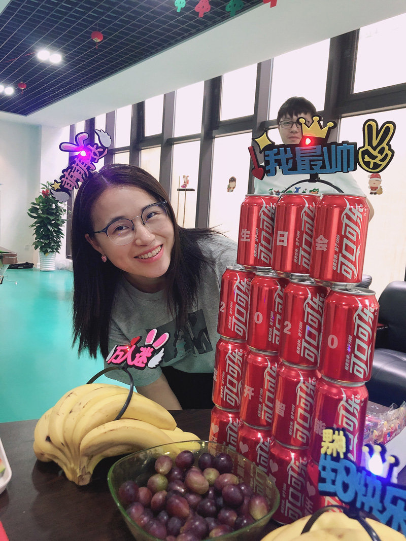 八月集體生日會(huì) | 與久違的祝?；馃嵯嘧?  src="/uploads/allimg/210903/1-210Z3142023A9.jpg" /></p>
<p><img alt=